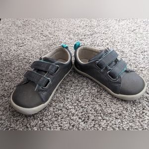 Ten Littles Grey shoes, toddler 8